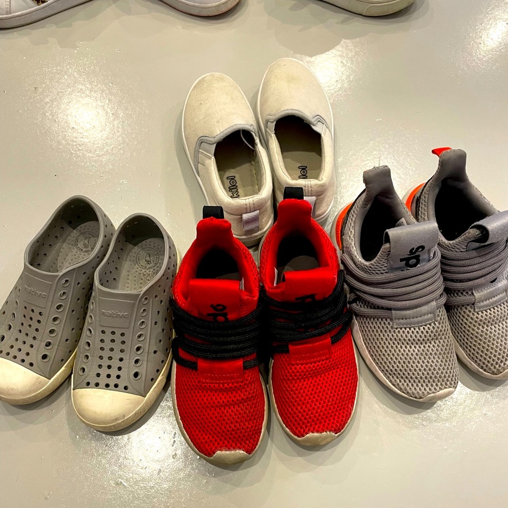LOT OF BOYS SNEAKERS SIZE 10 and 10.5